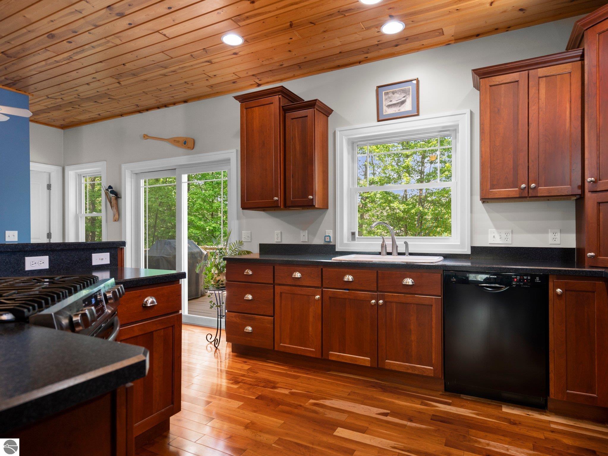2155 Timber Trail, NE