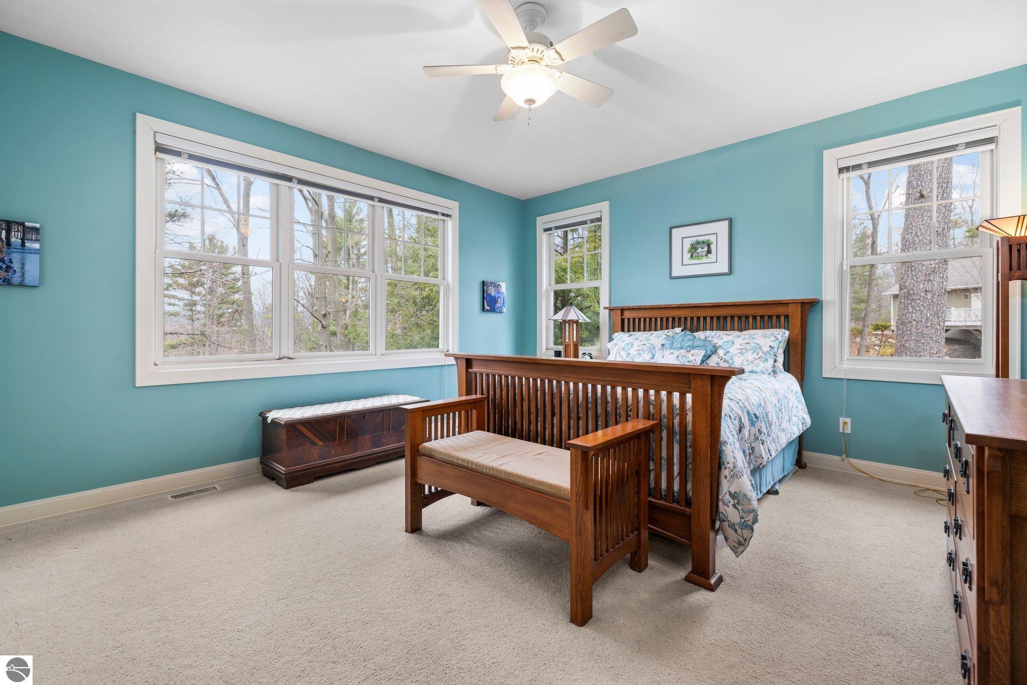 6403 Cedarmere