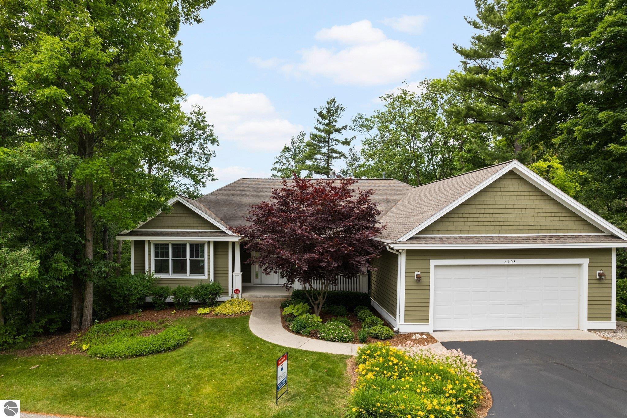 6403 Cedarmere