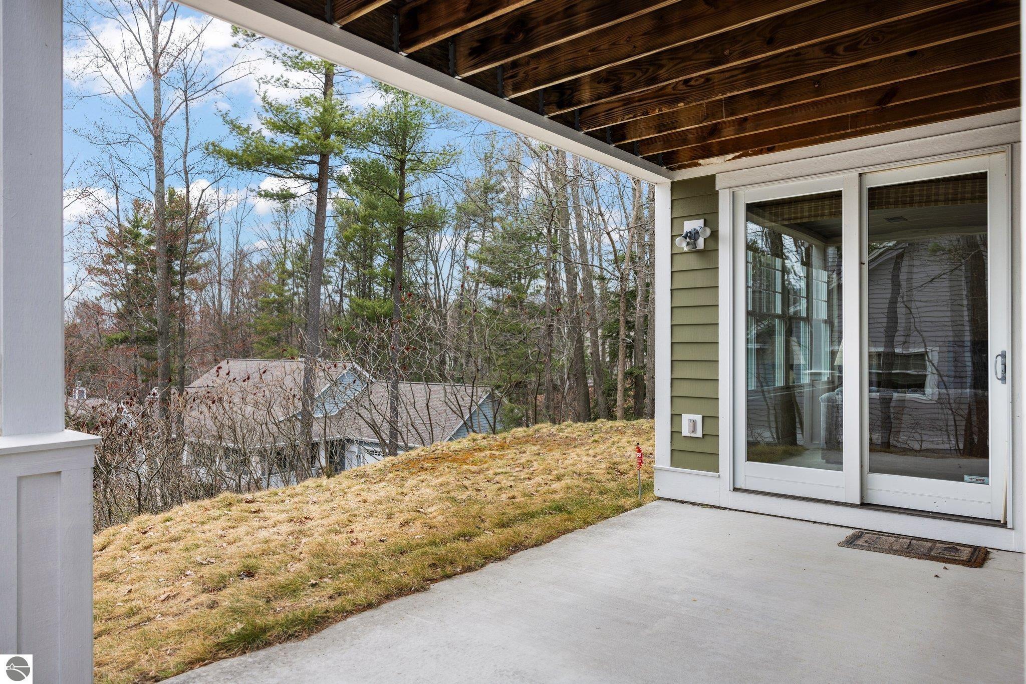 6403 Cedarmere