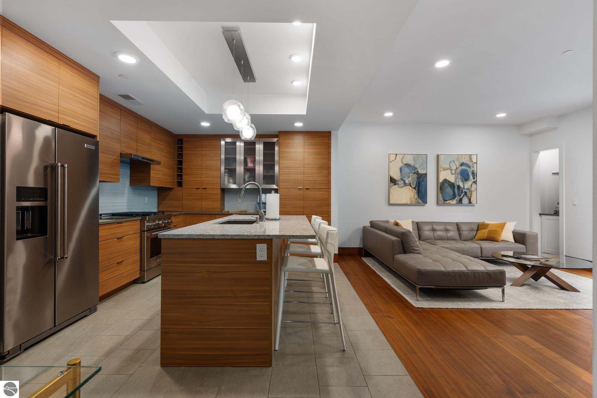 215 Washington Street # 2A