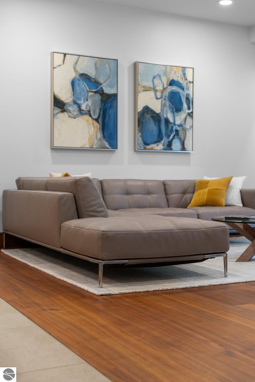 215 Washington Street # 2A