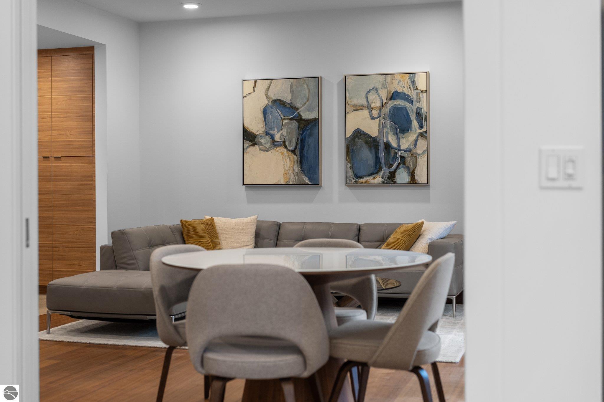 215 Washington Street # 2A