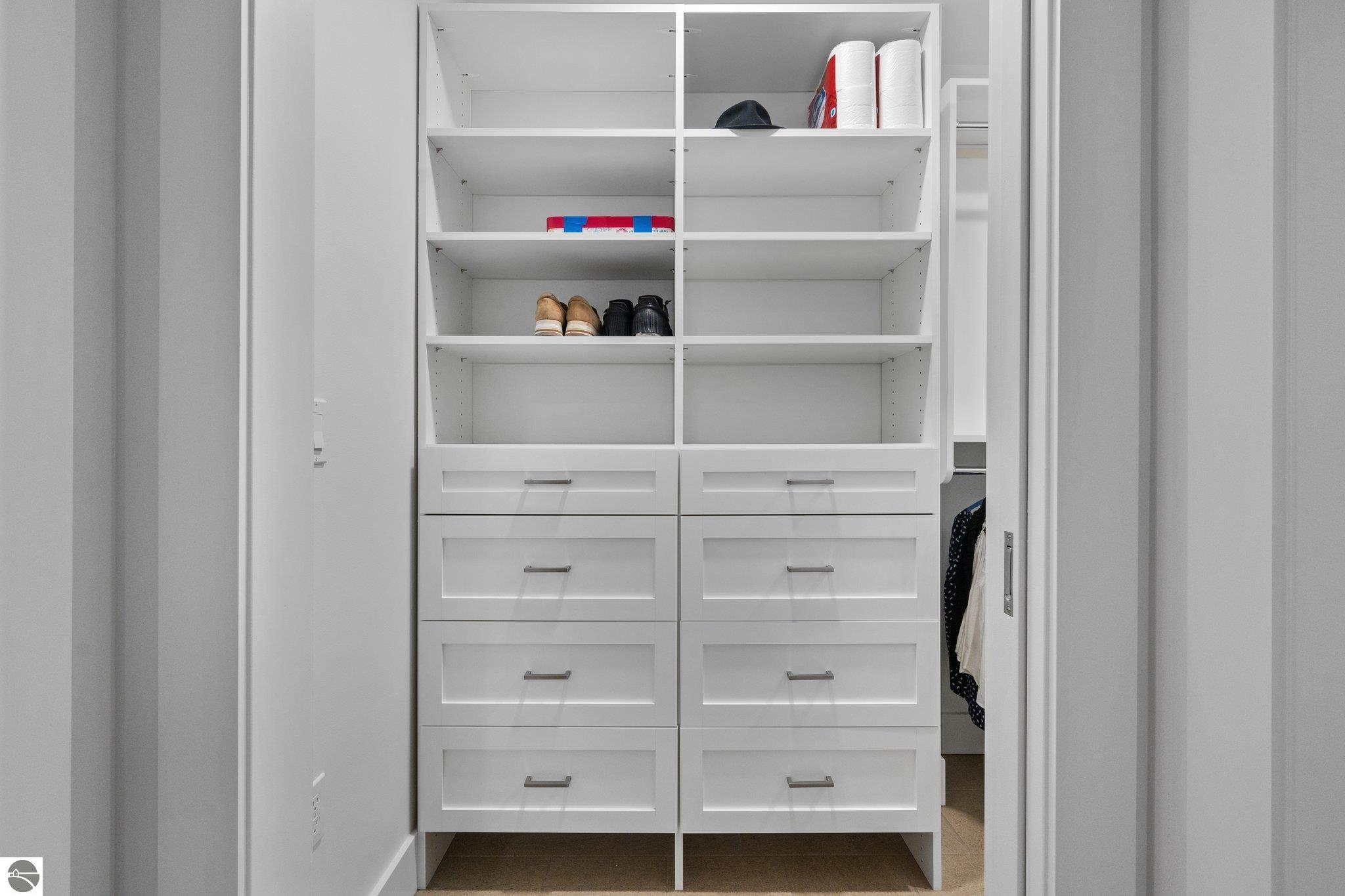 215 Washington Street # 2A