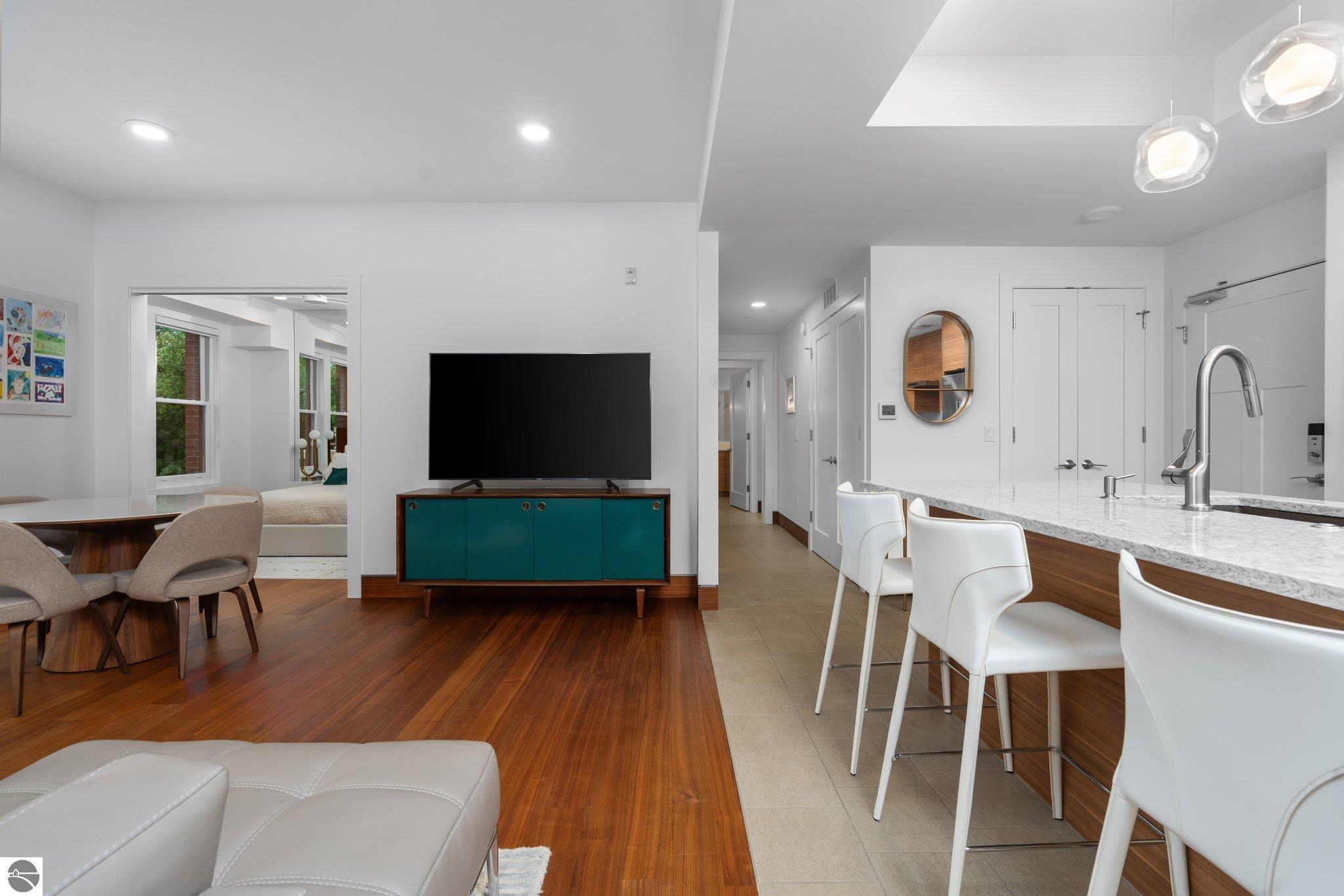 215 Washington Street # 2A