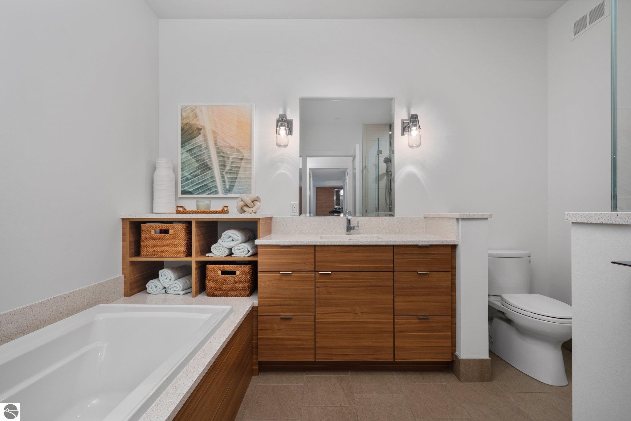 215 Washington Street # 2A