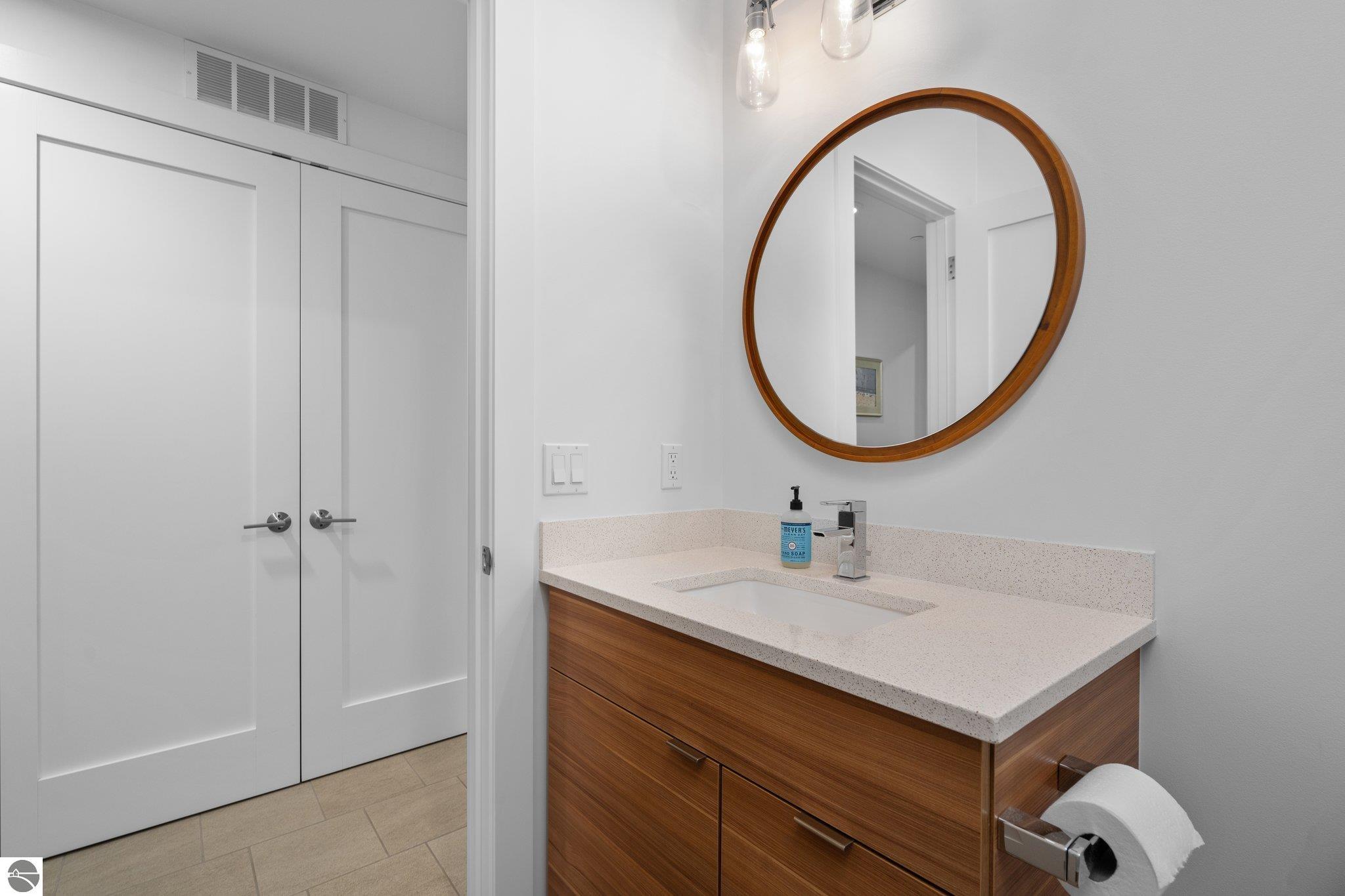 215 Washington Street # 2A