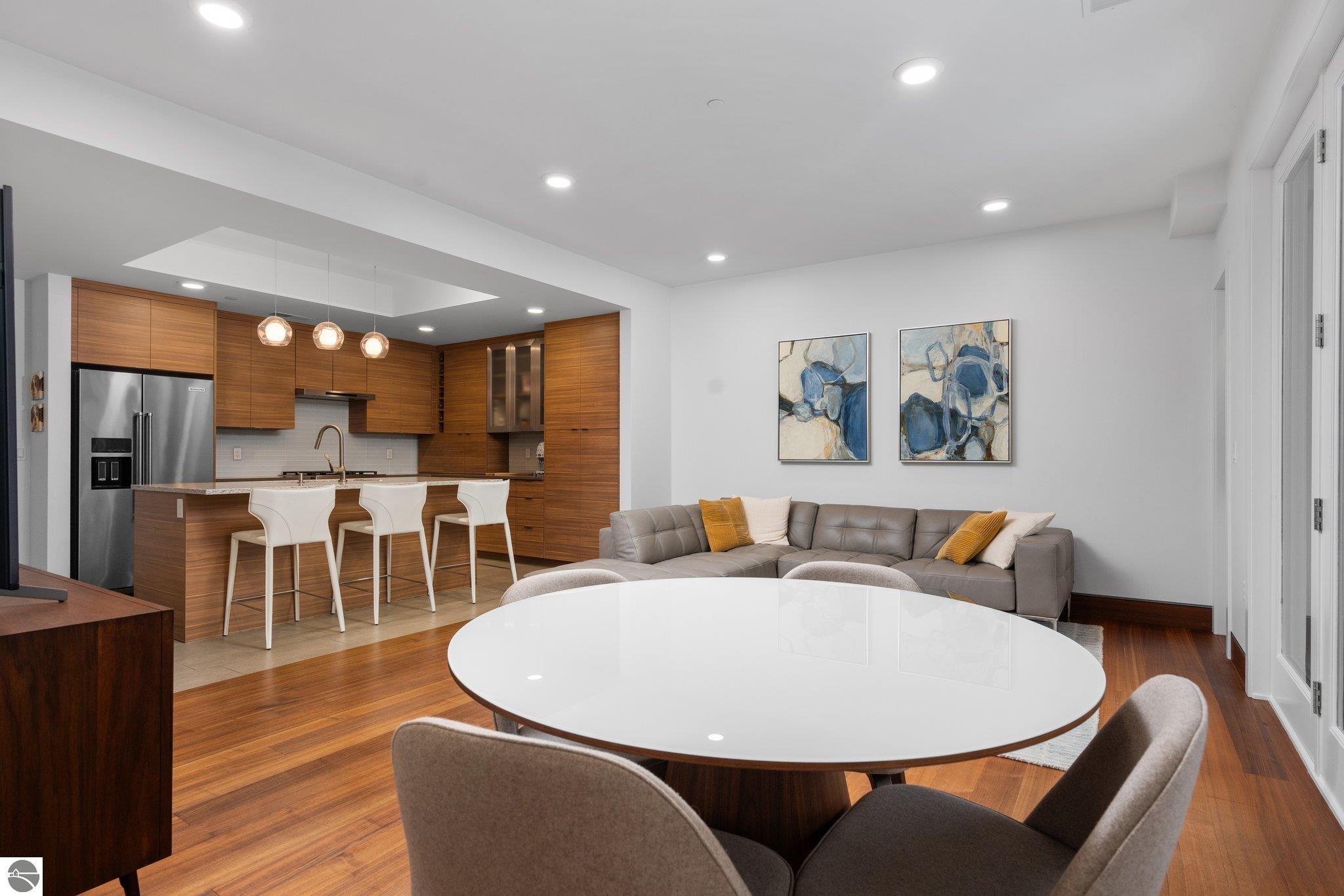 215 Washington Street # 2A