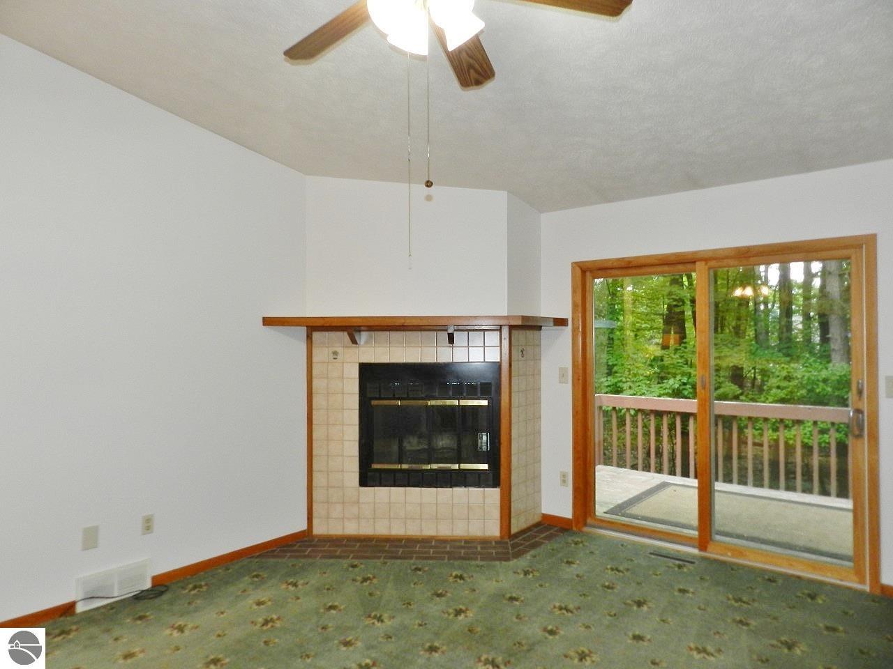 2880 Holiday Pines