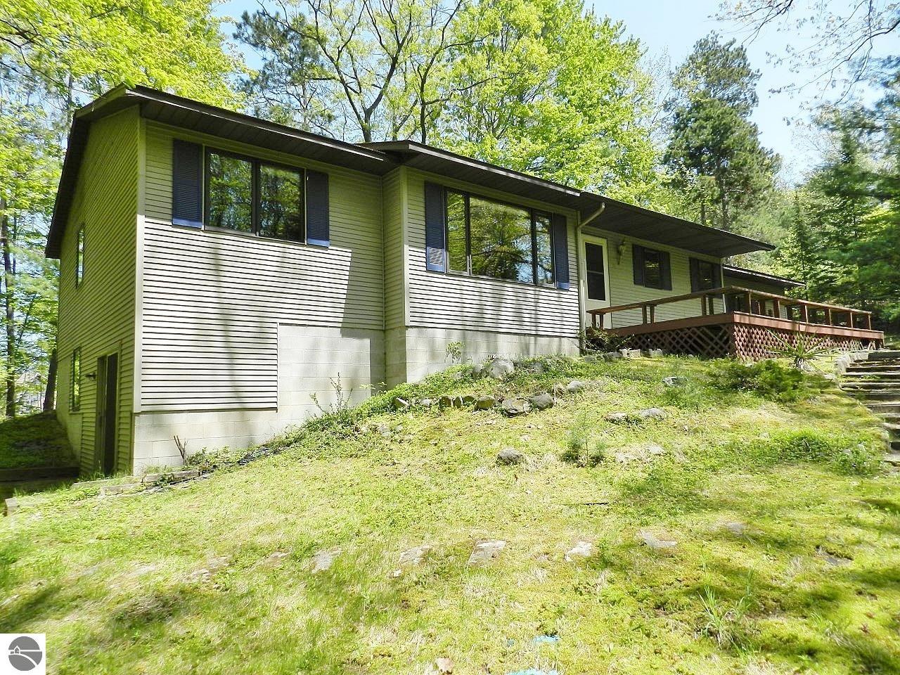 2880 Holiday Pines