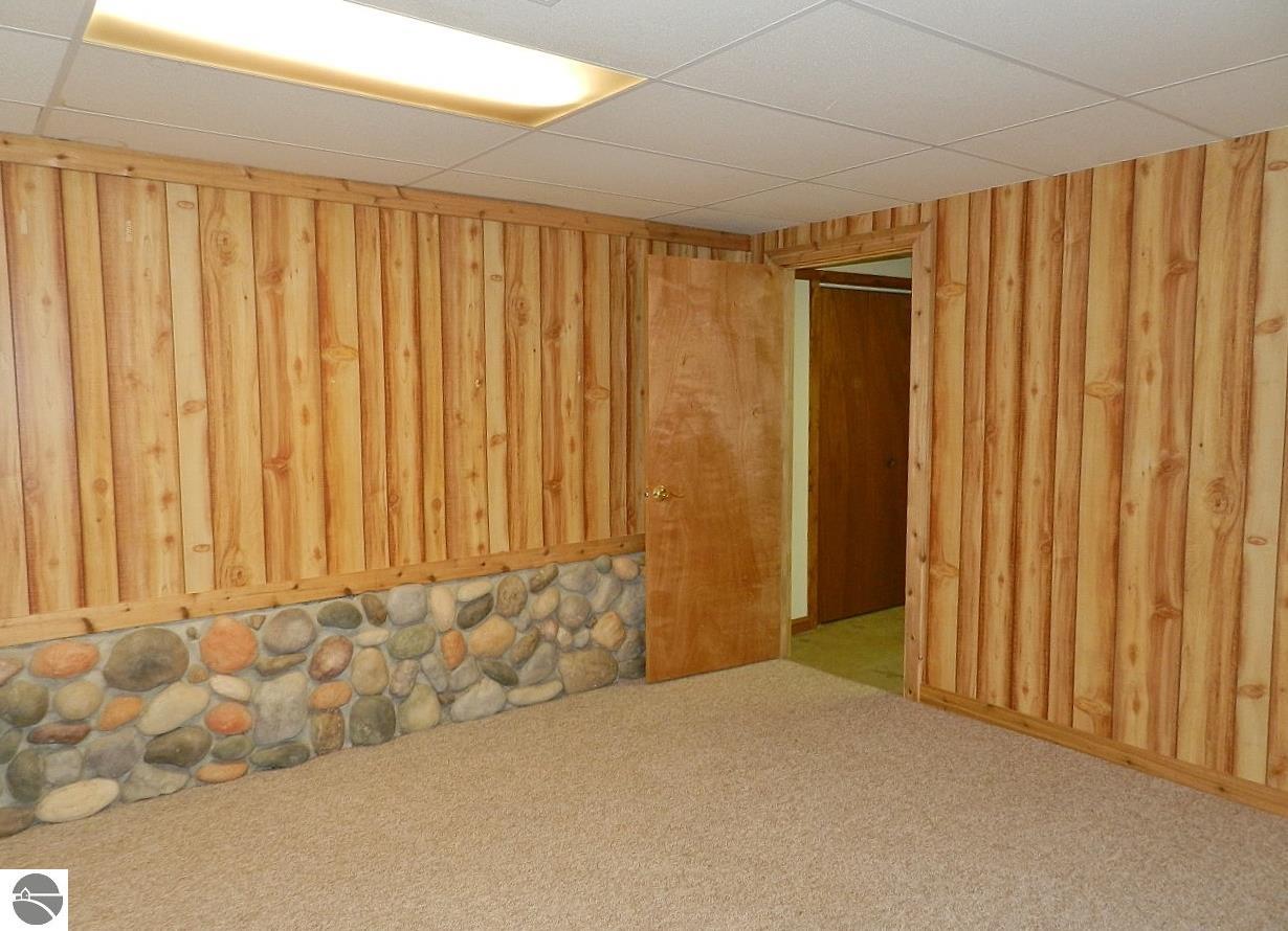 2880 Holiday Pines