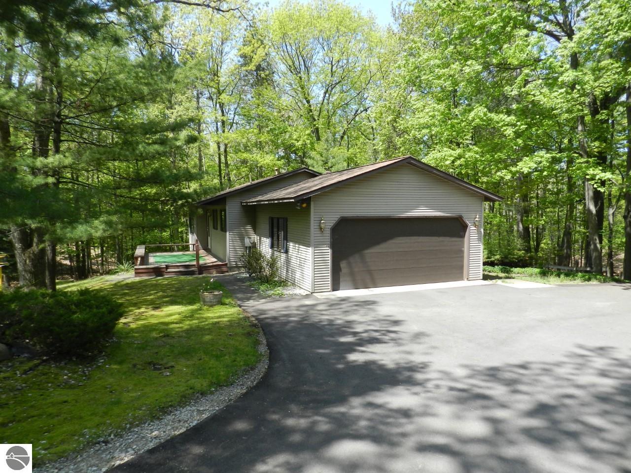 2880 Holiday Pines