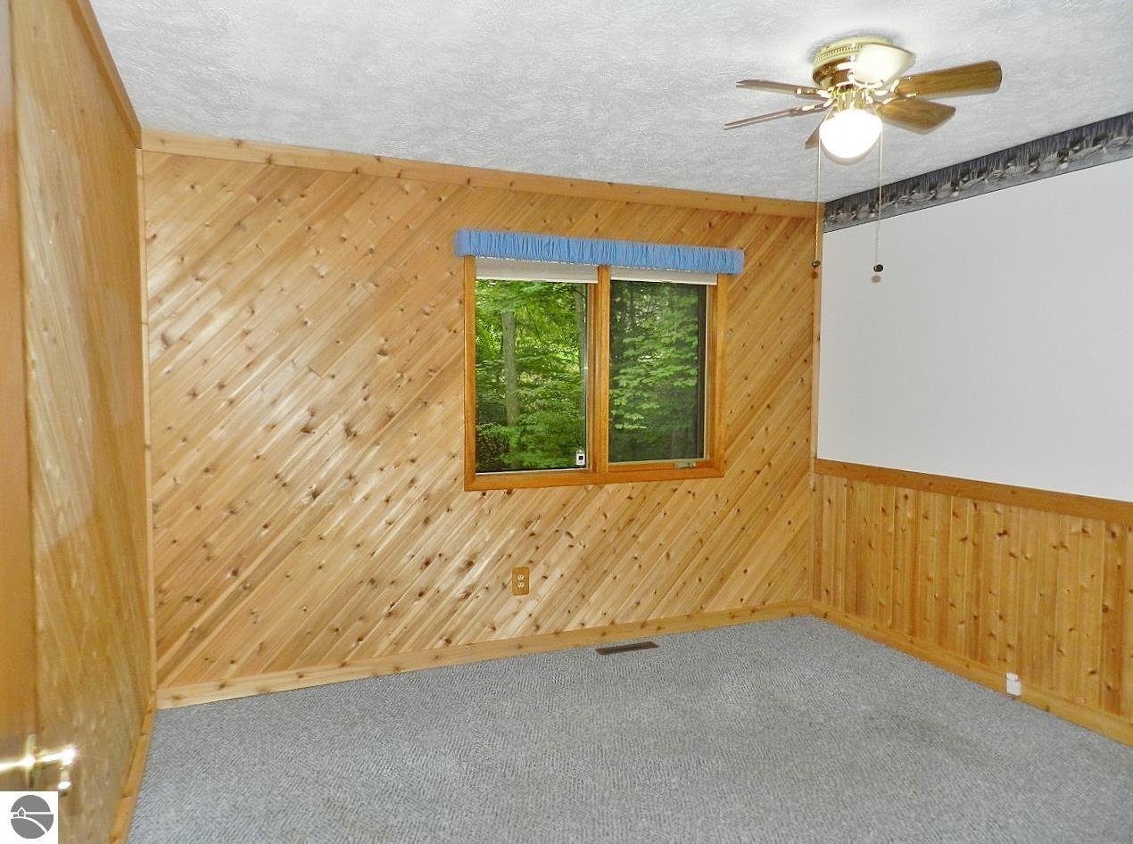 2880 Holiday Pines