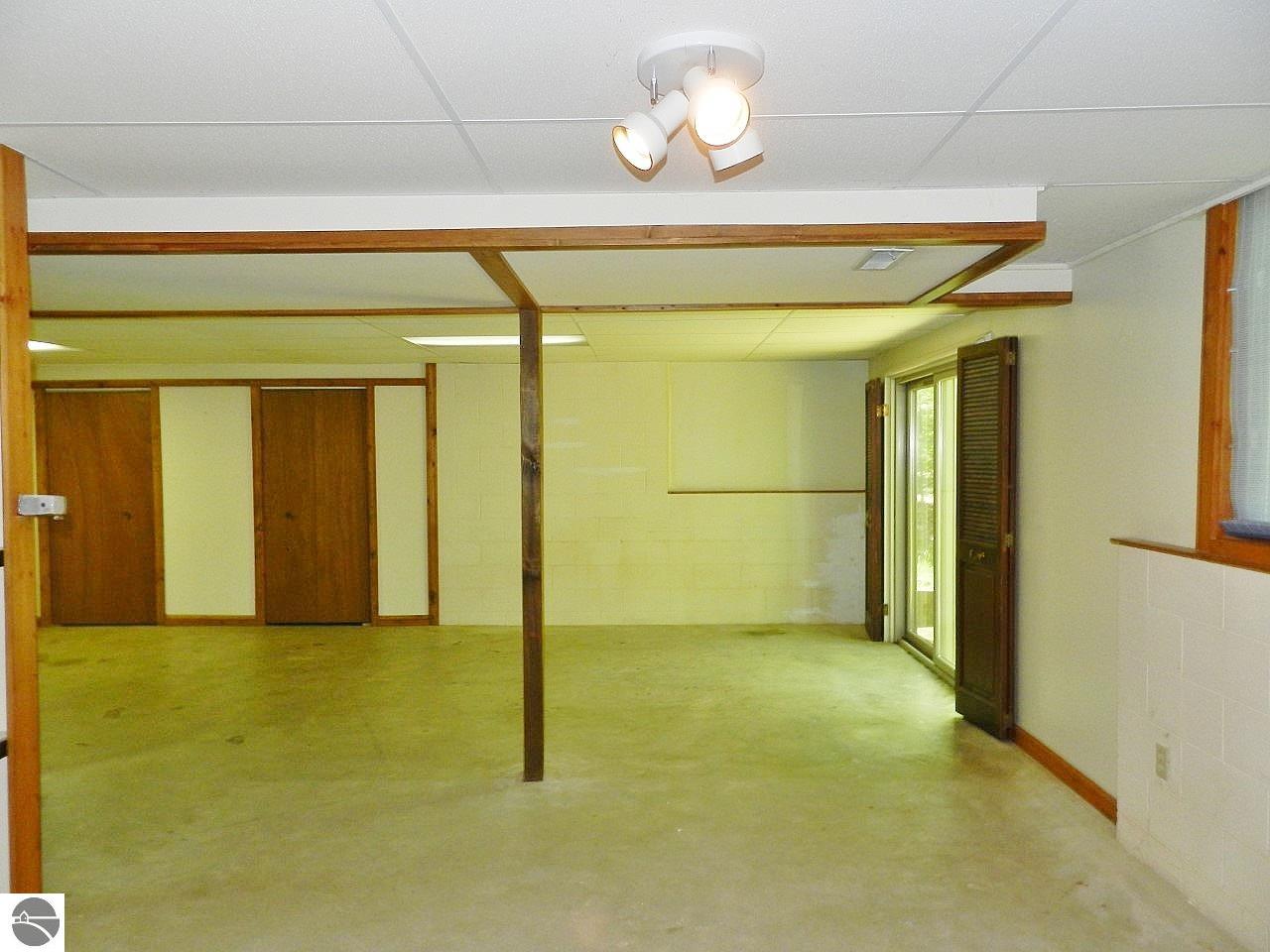 2880 Holiday Pines