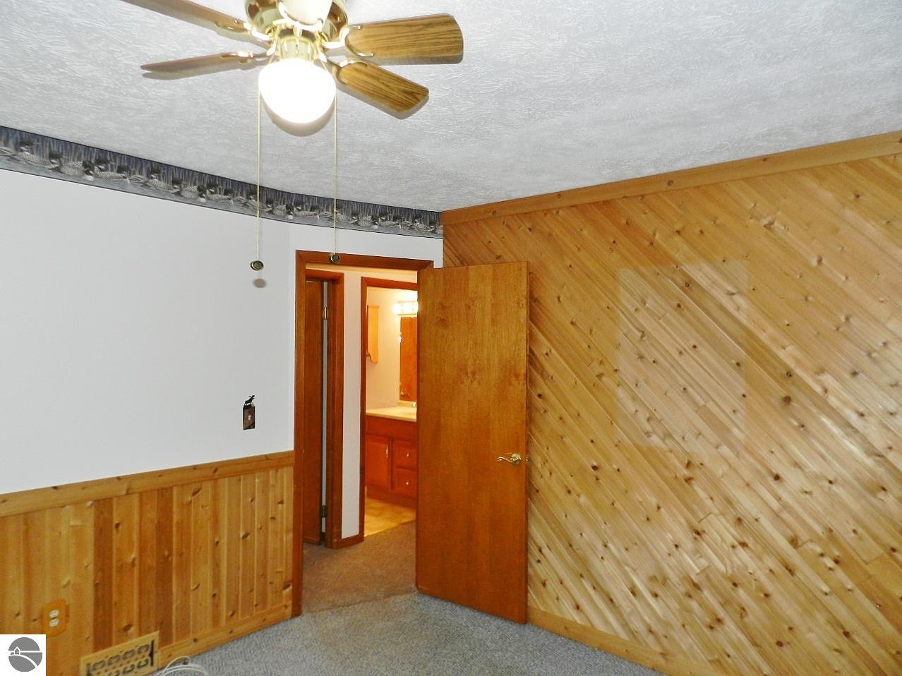2880 Holiday Pines
