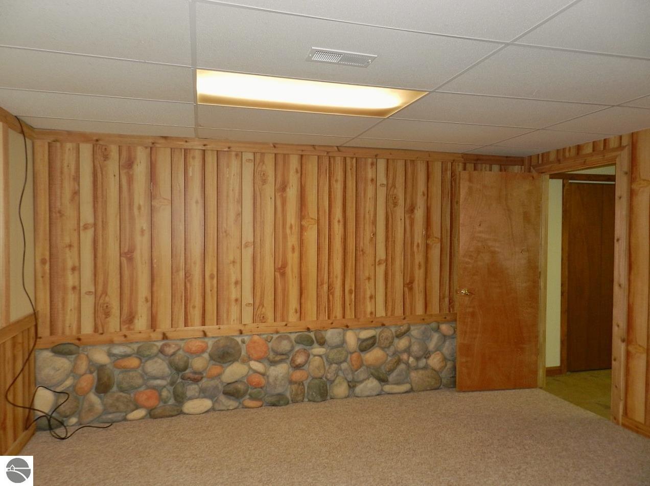 2880 Holiday Pines