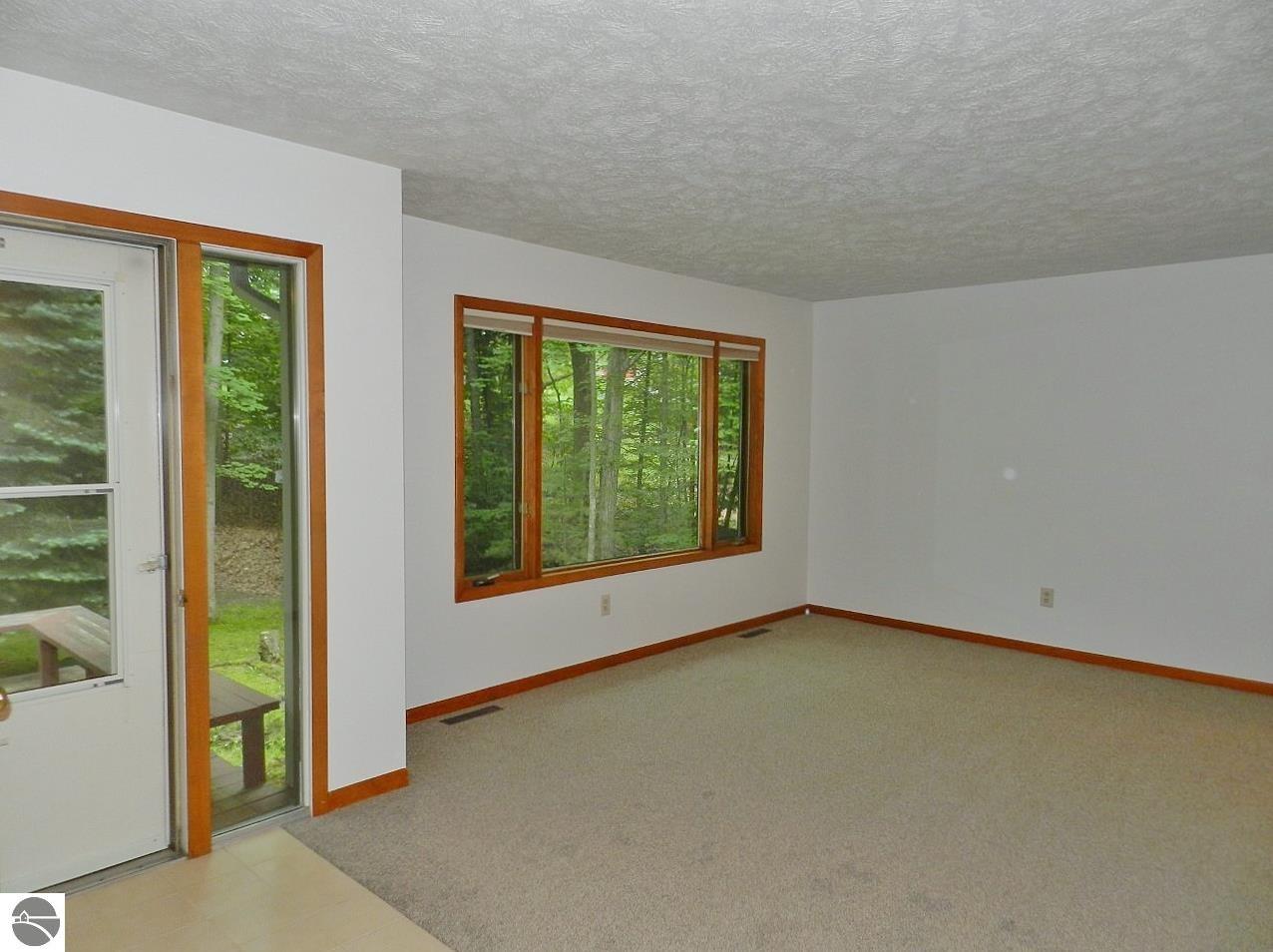 2880 Holiday Pines