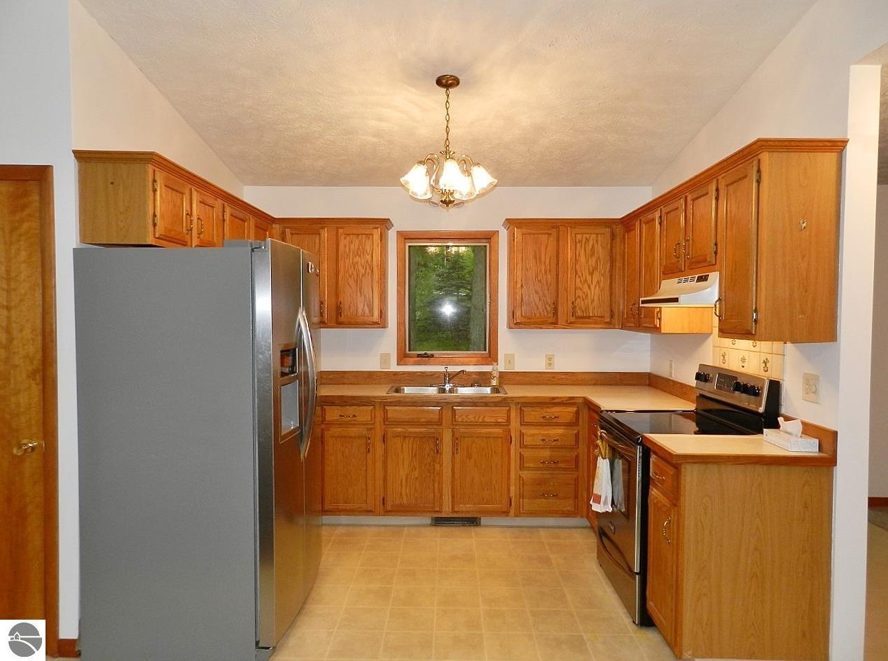 2880 Holiday Pines
