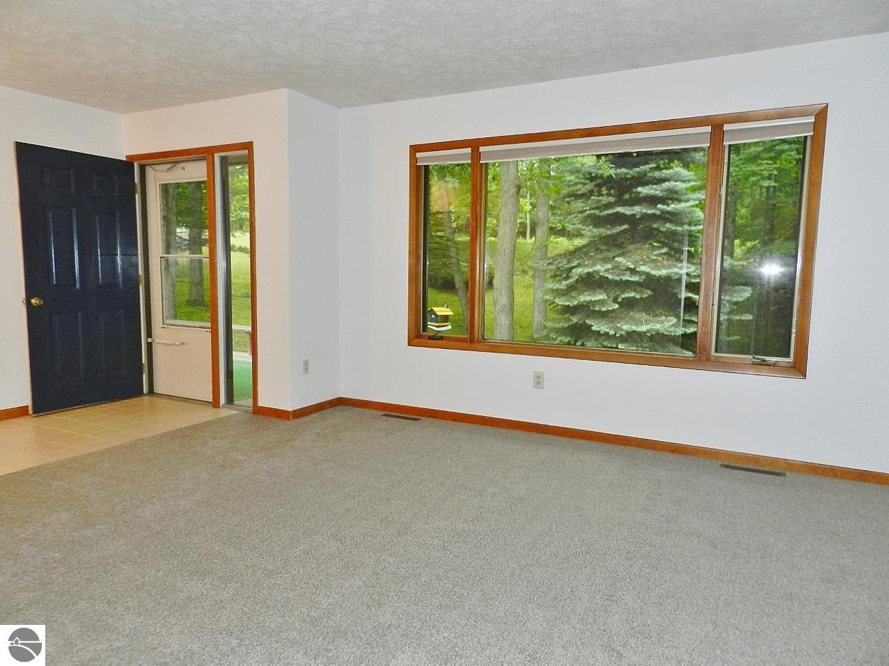 2880 Holiday Pines