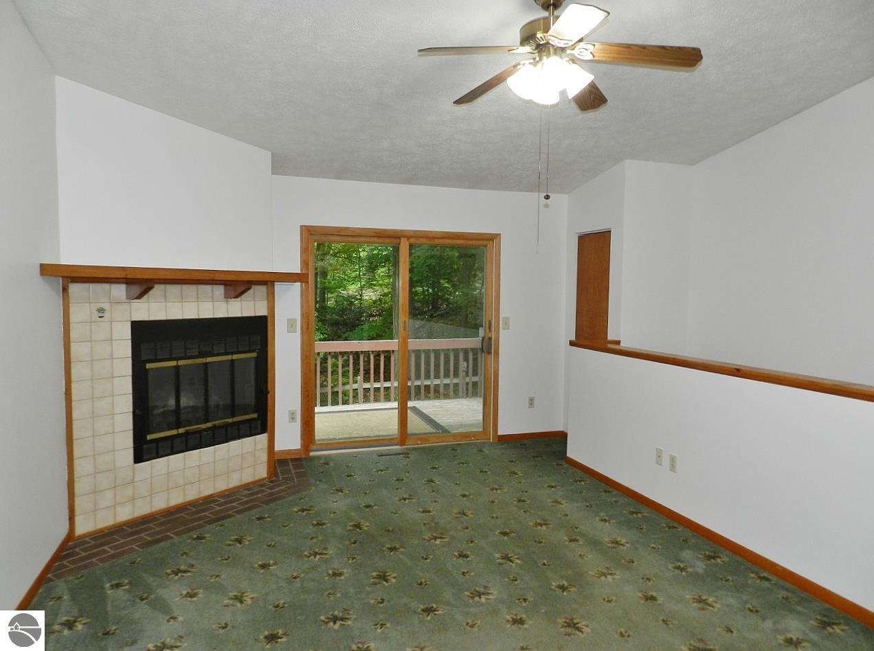 2880 Holiday Pines