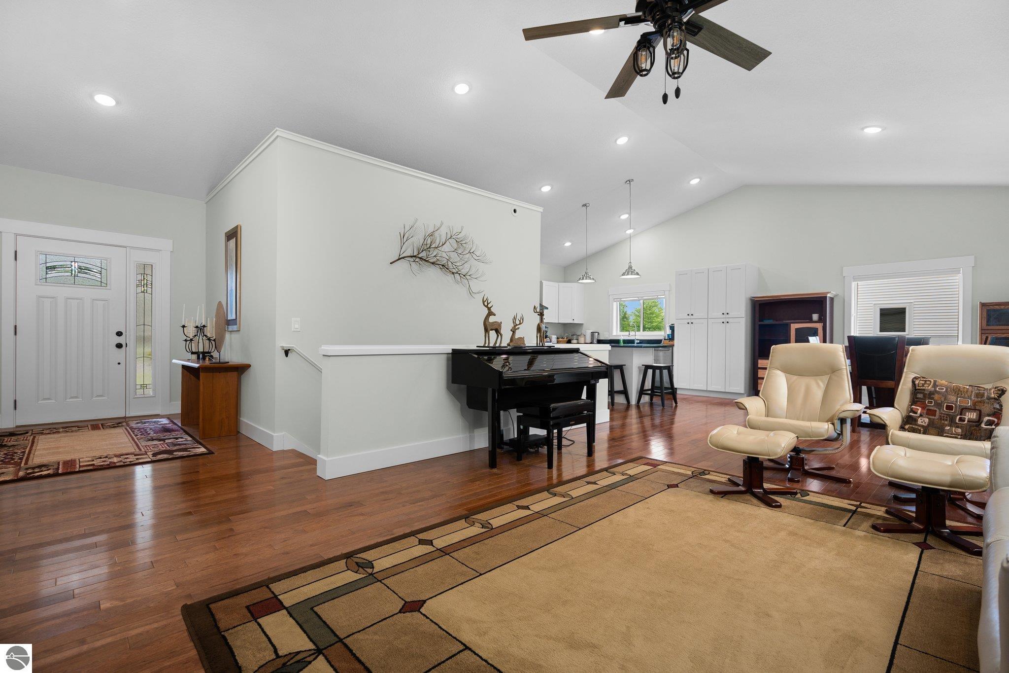 1382 Maggies Lane