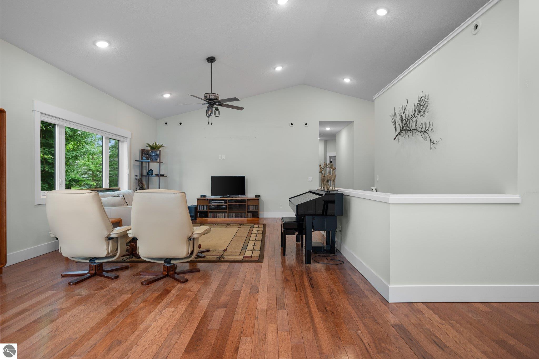 1382 Maggies Lane