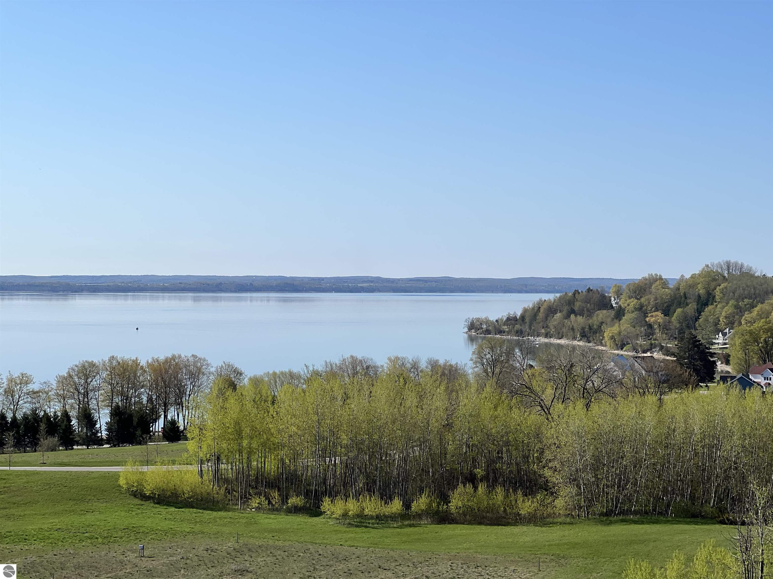 15991 Waters Edge