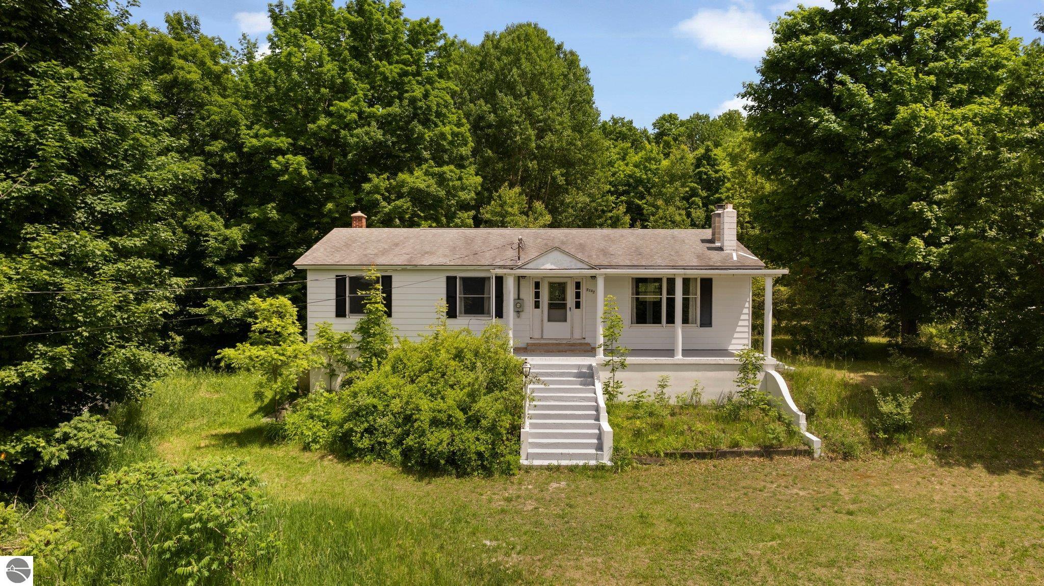 7142 Elk Lake Road