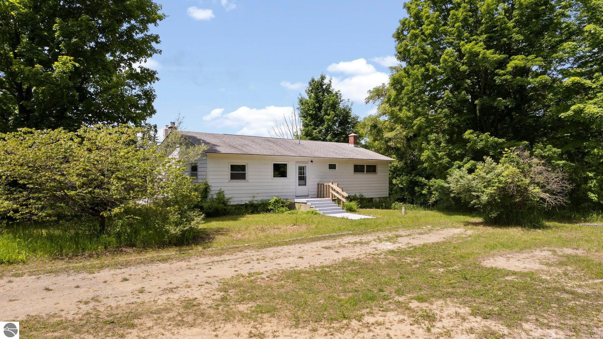 7142 Elk Lake Road