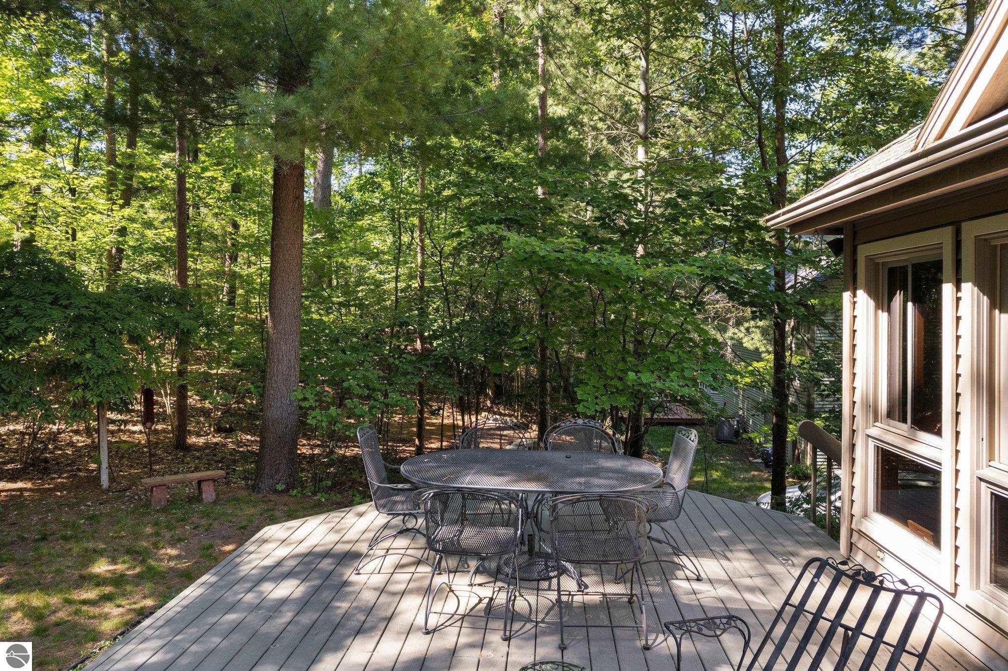 4509 Ground Pine Trail