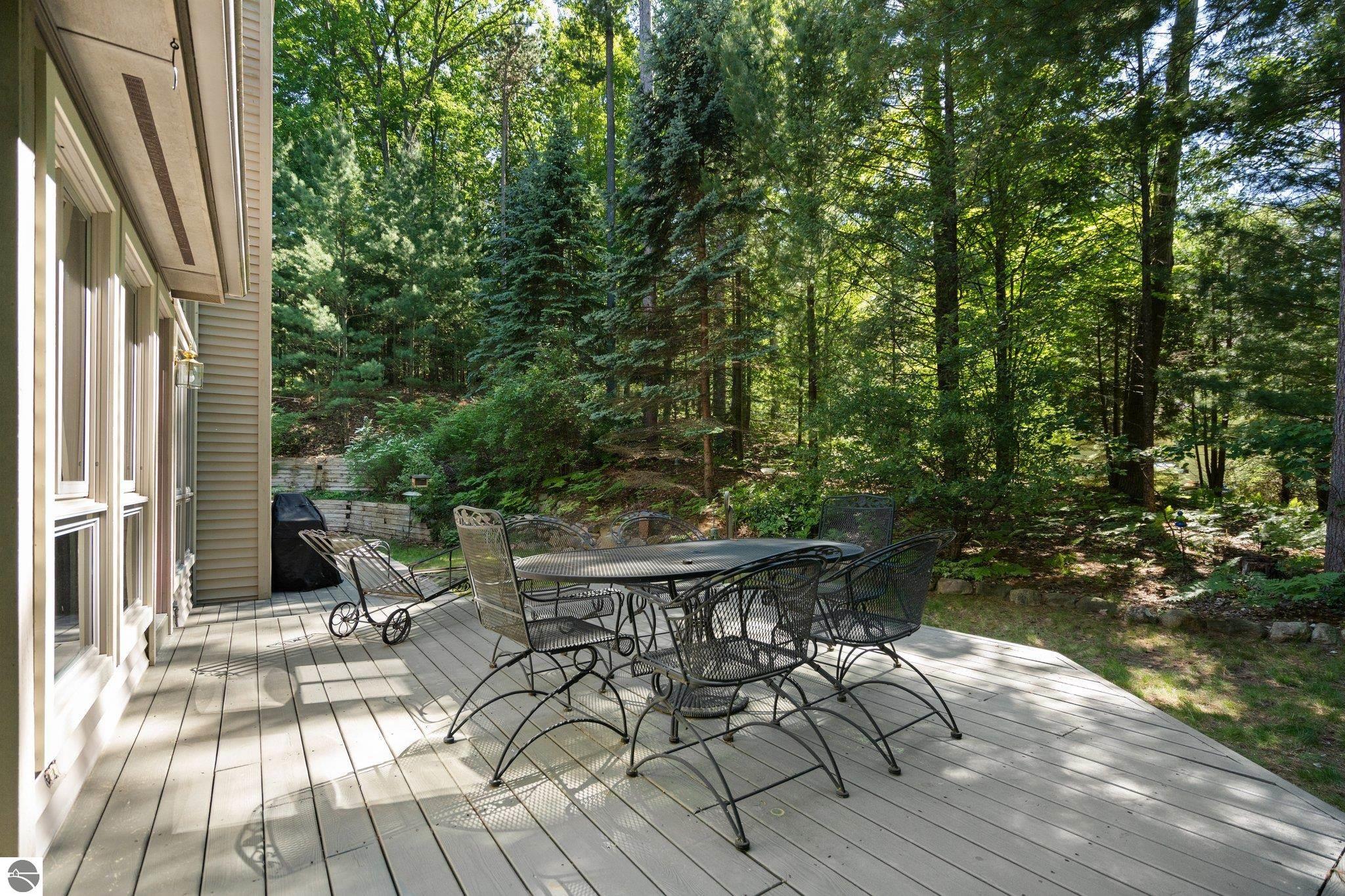 4509 Ground Pine Trail