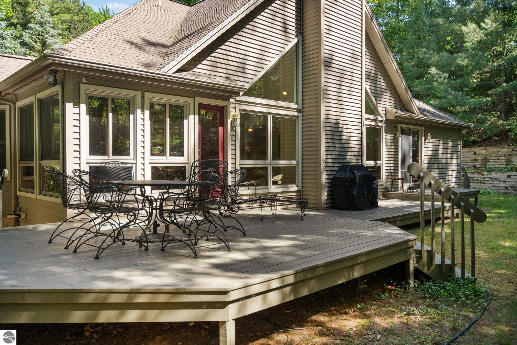 4509 Ground Pine Trail