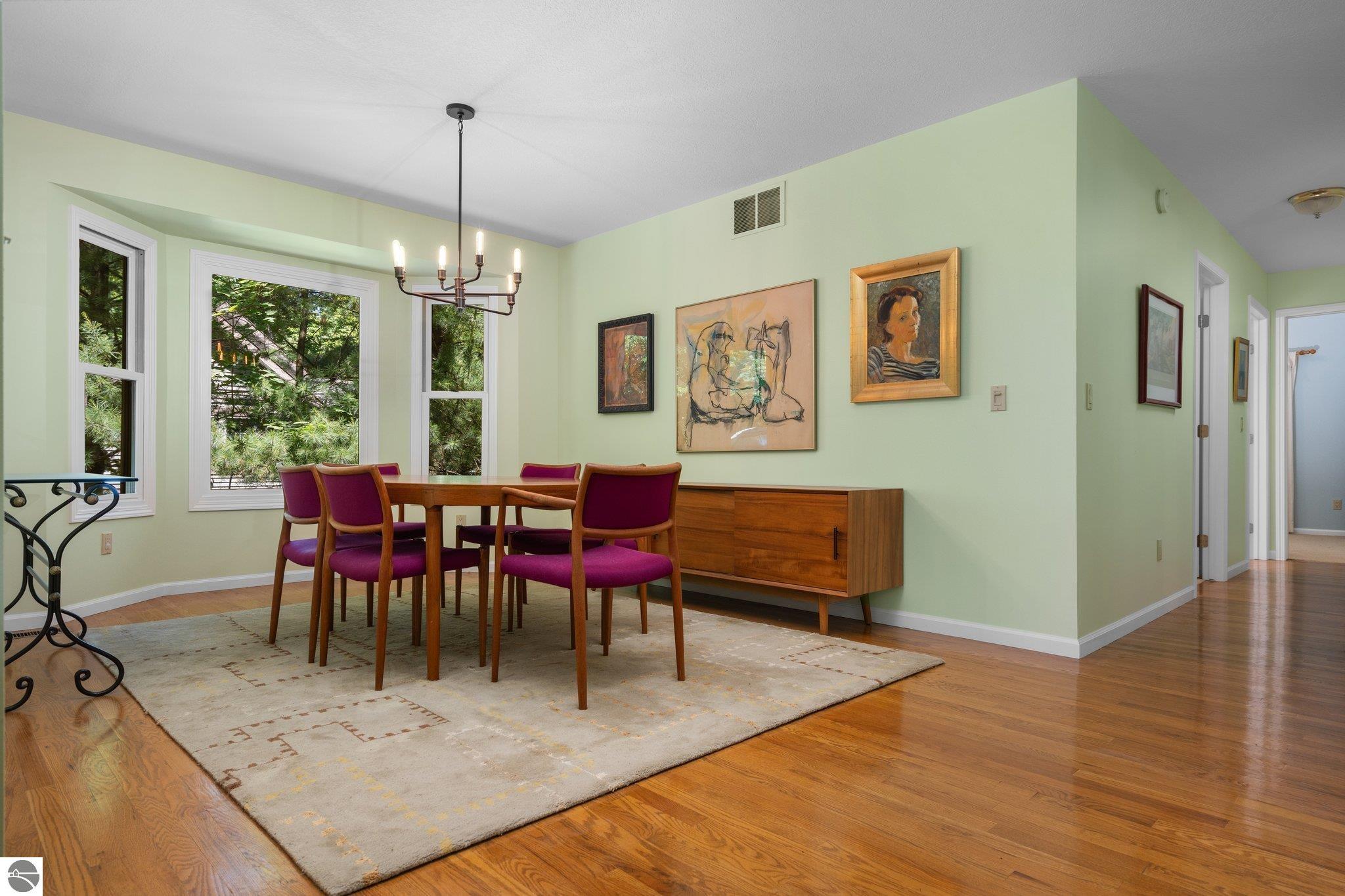 4509 Ground Pine Trail