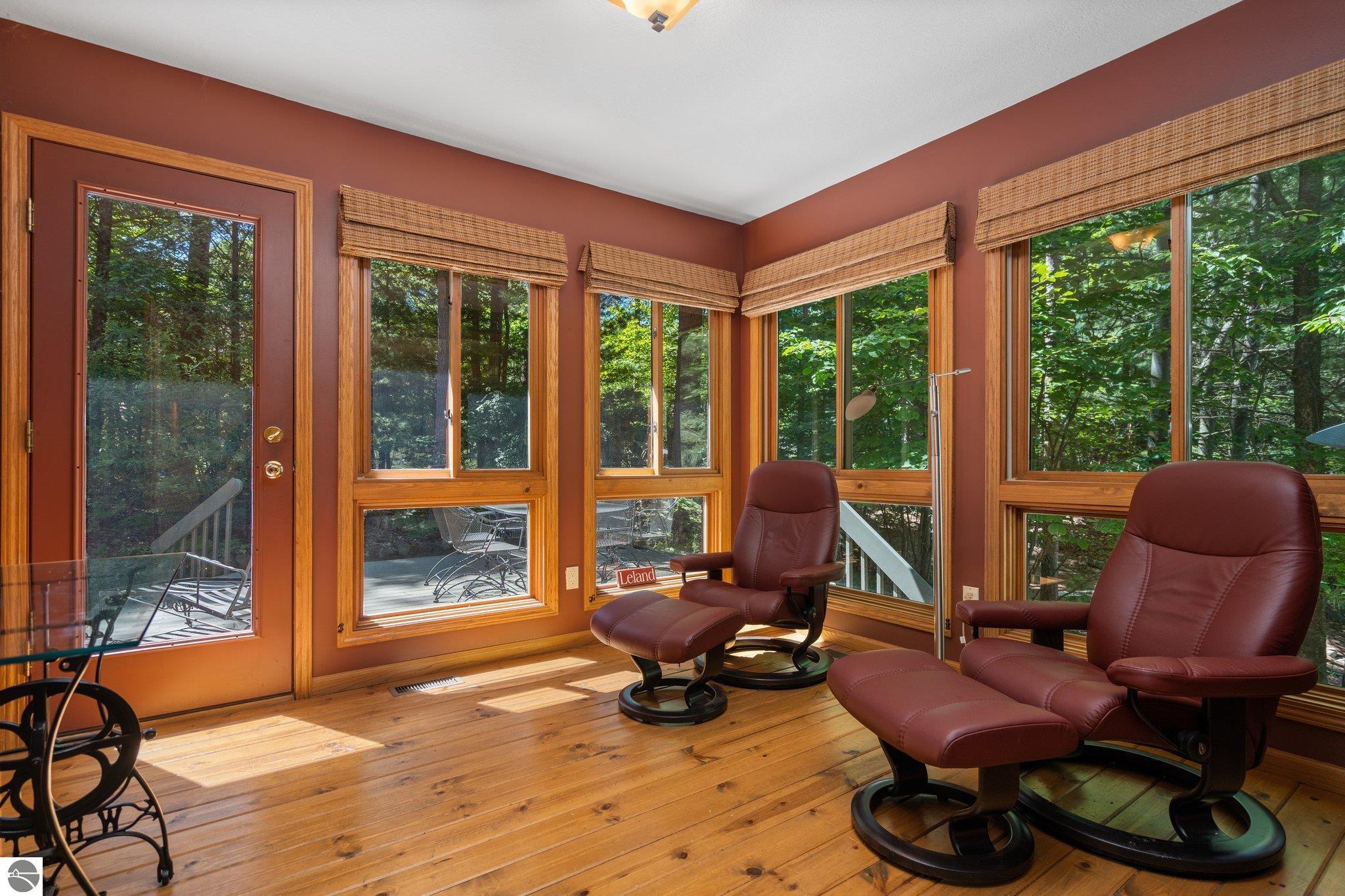 4509 Ground Pine Trail