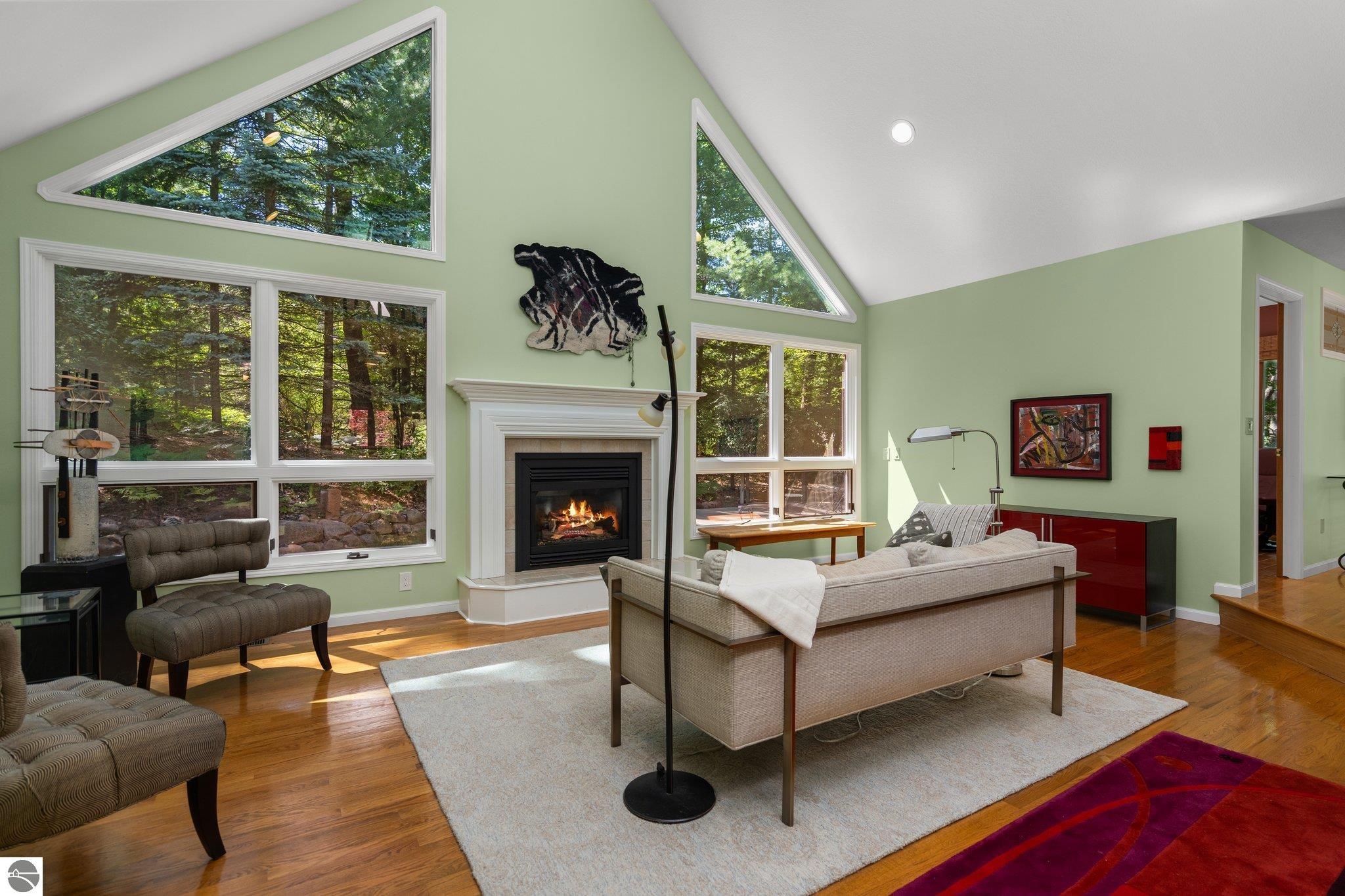 4509 Ground Pine Trail