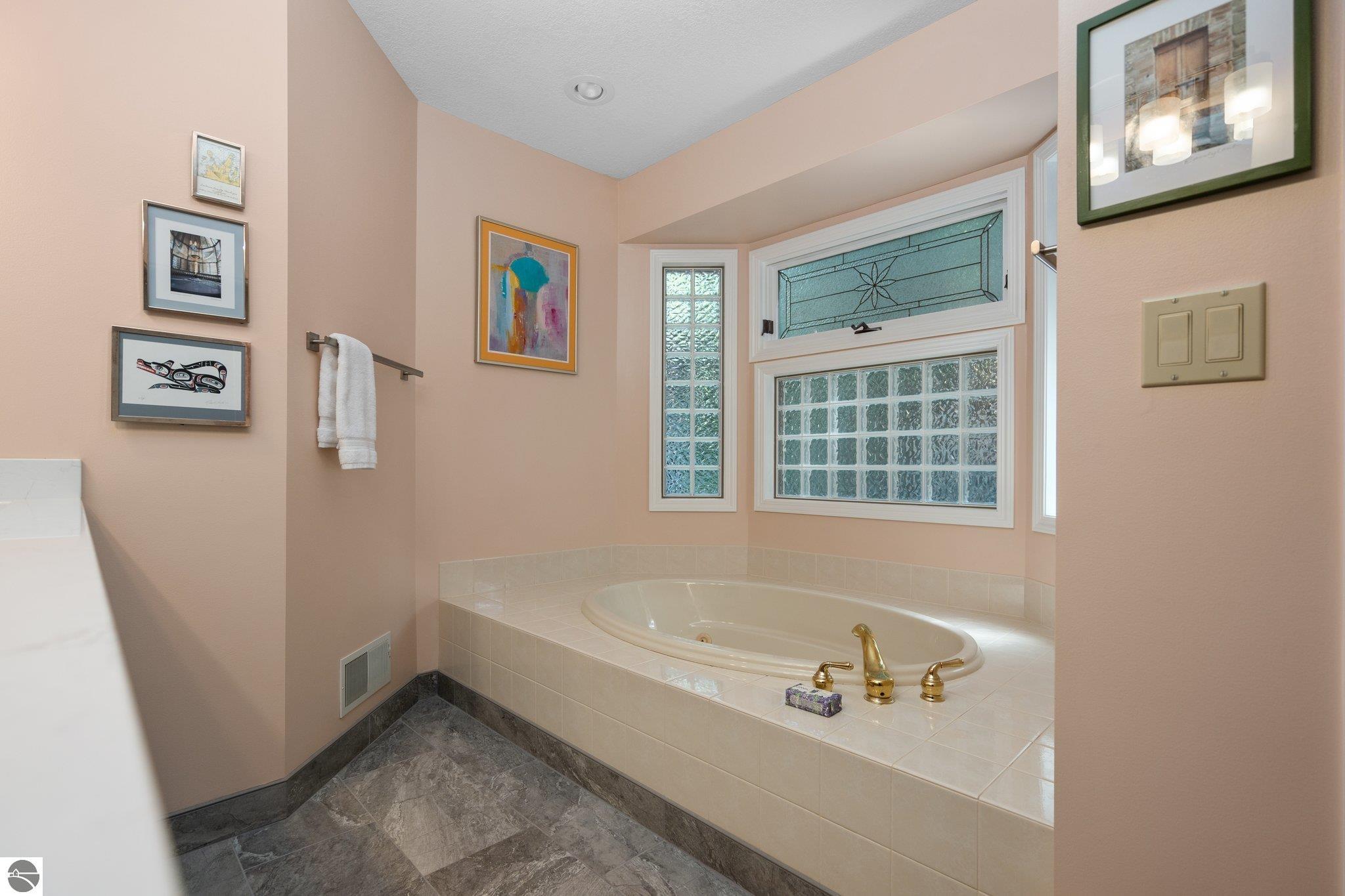 4509 Ground Pine Trail