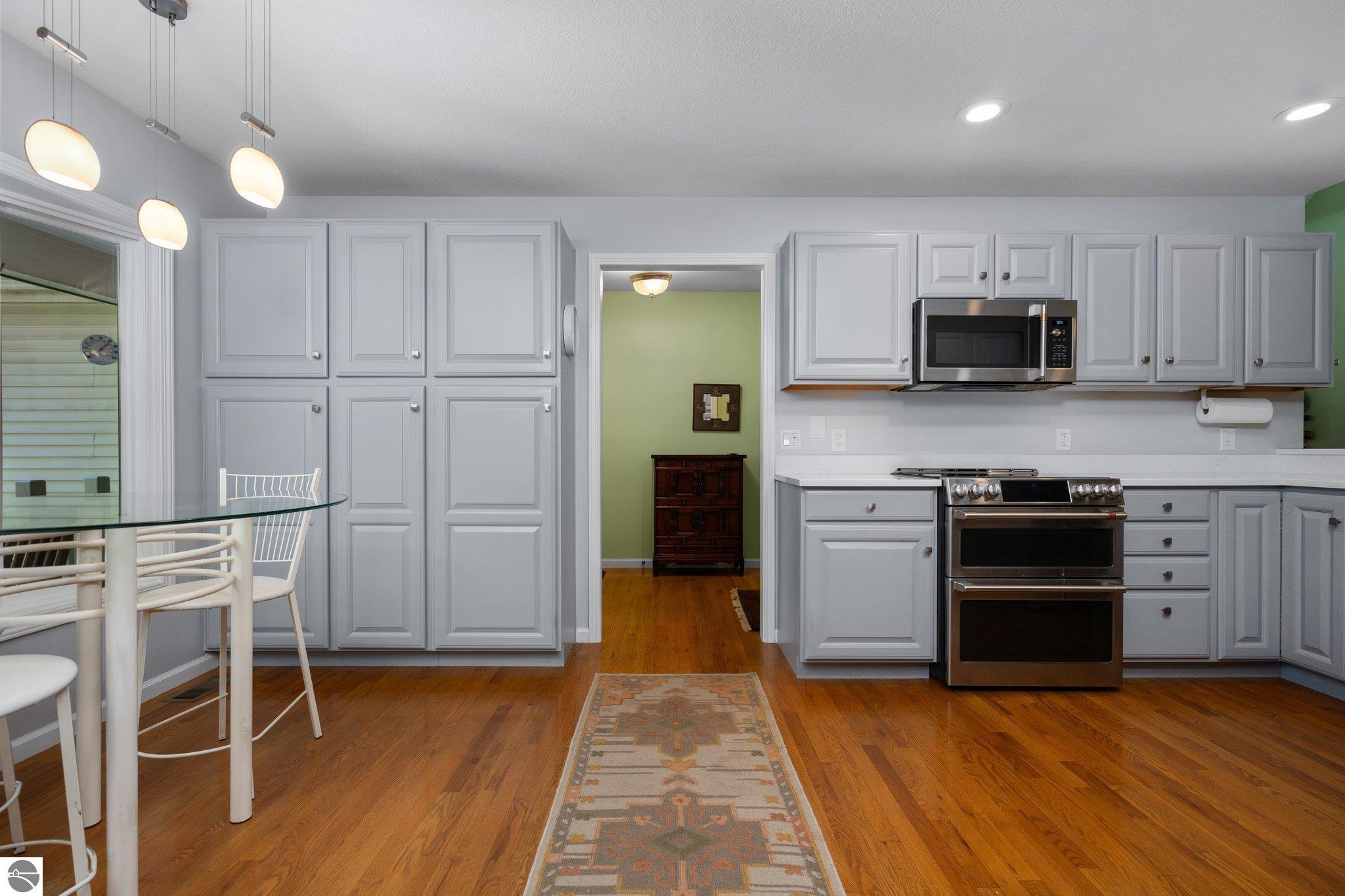 4509 Ground Pine Trail