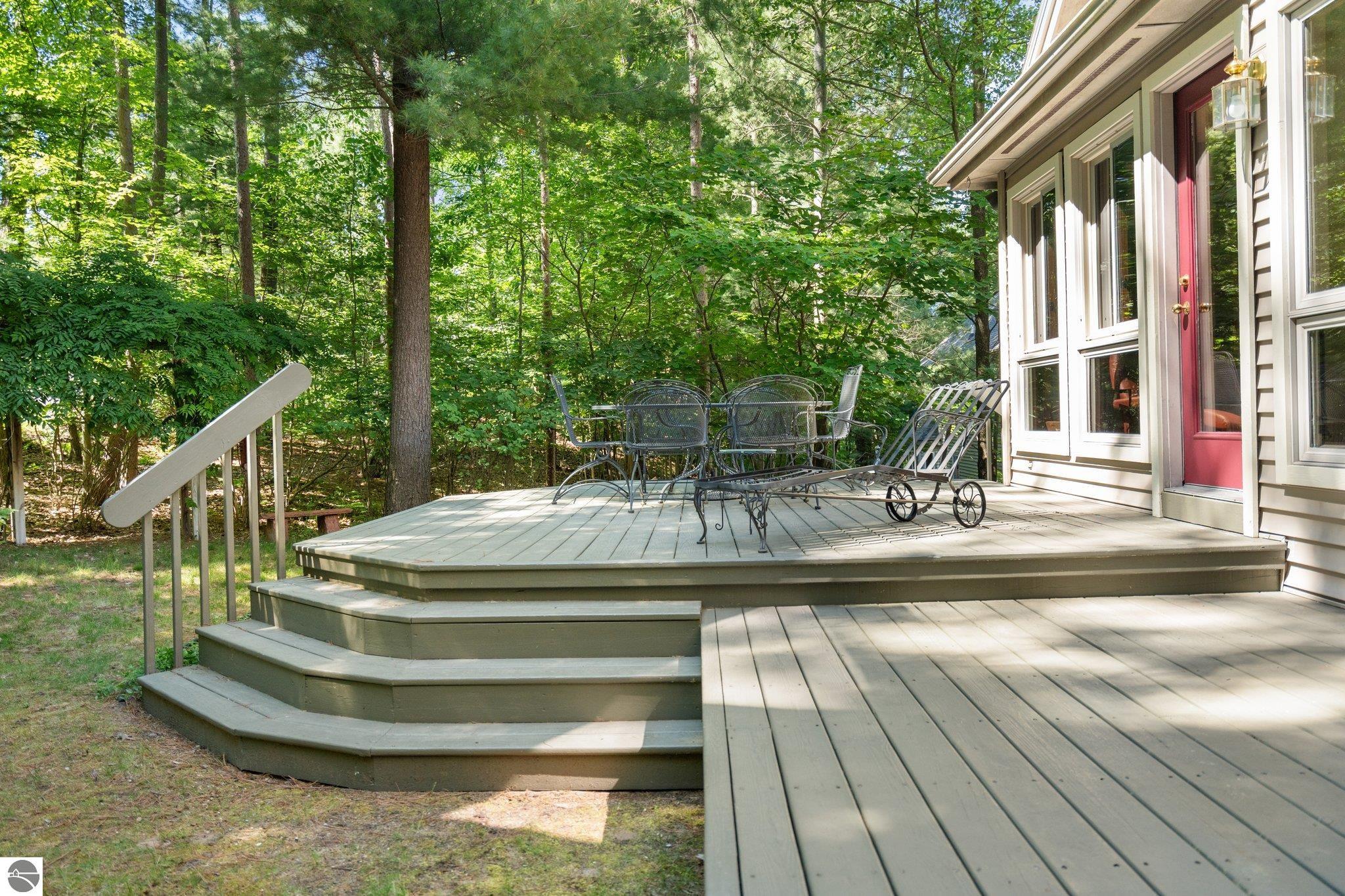 4509 Ground Pine Trail