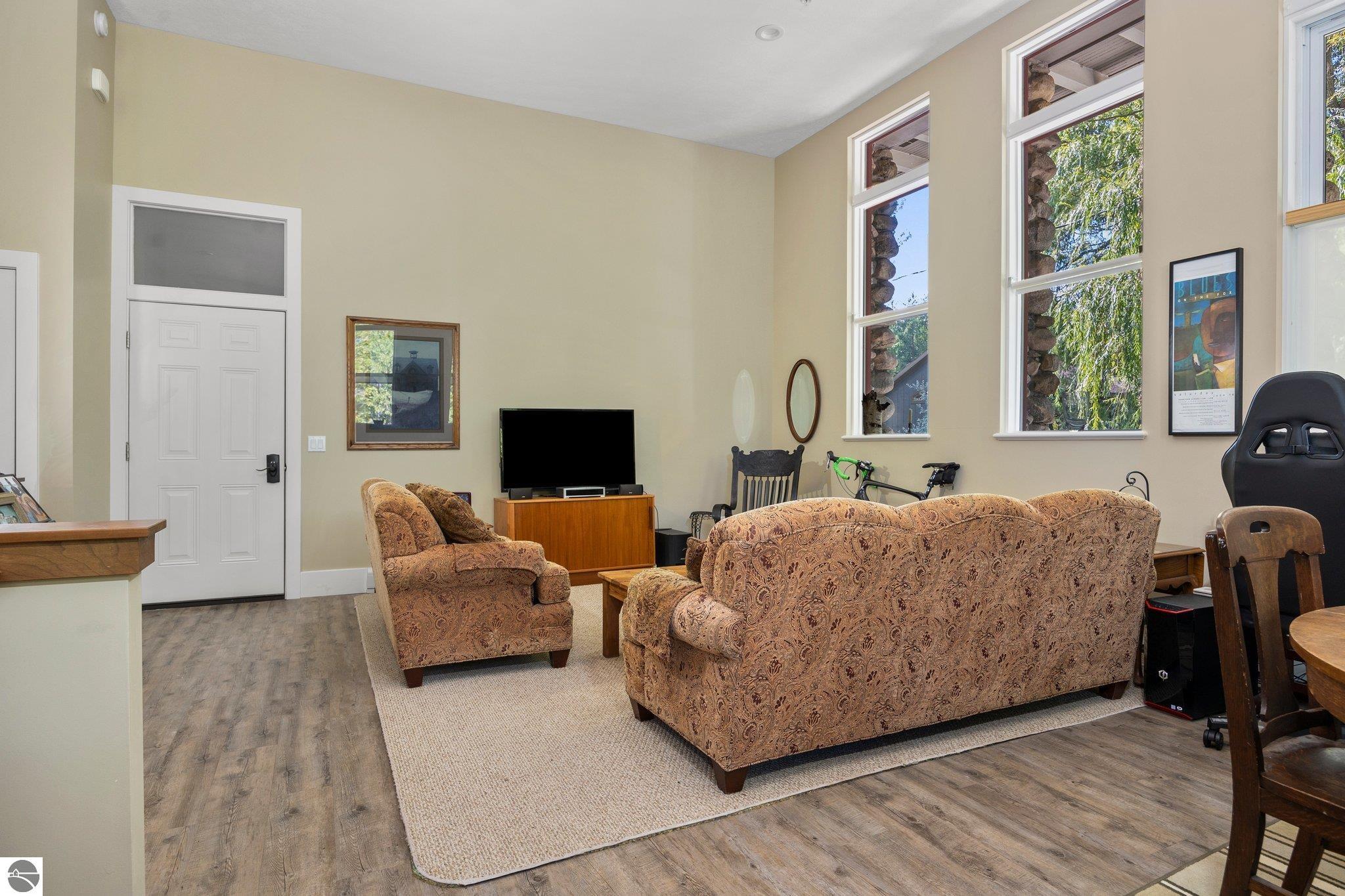 513 N Saint Marys Street # 1