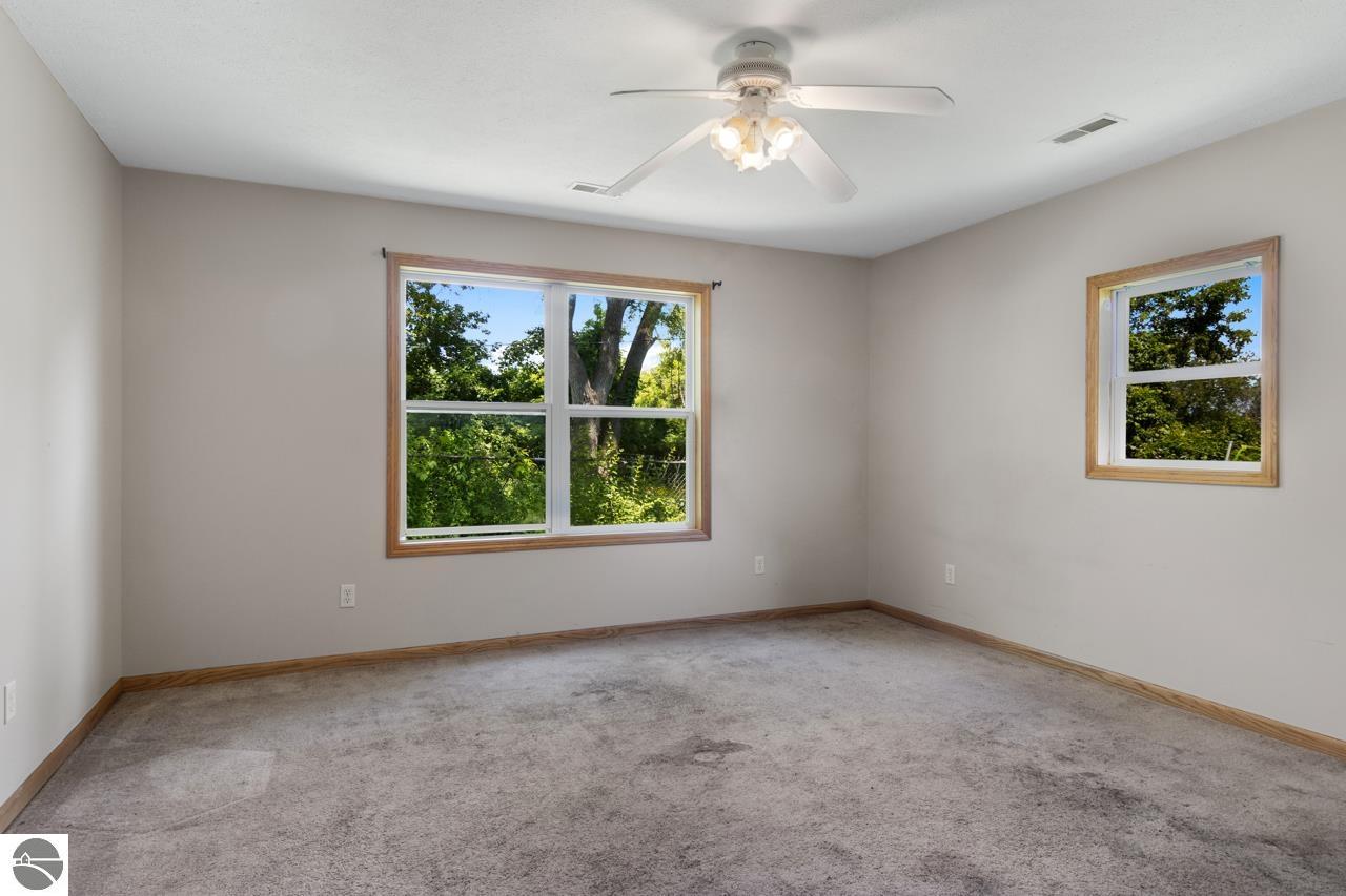 3862 Brook Drive