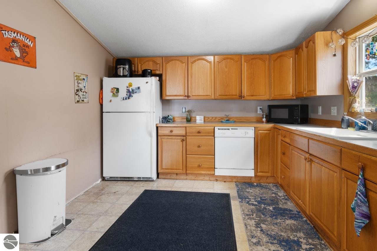 3862 Brook Drive