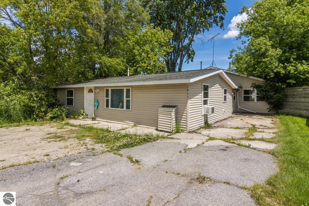 3862 Brook Drive