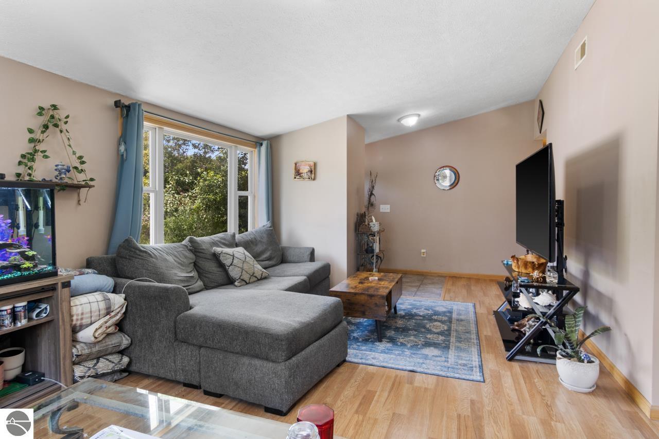 3862 Brook Drive