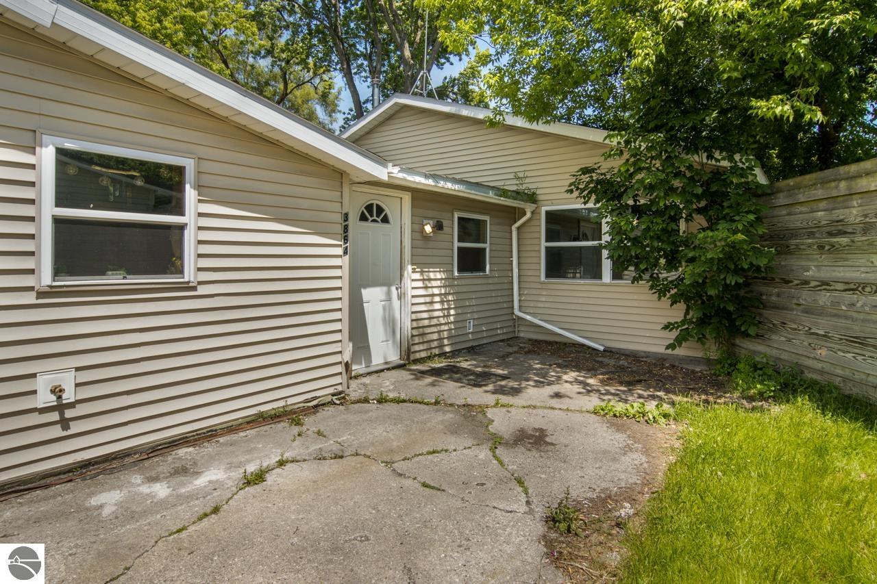 3862 Brook Drive