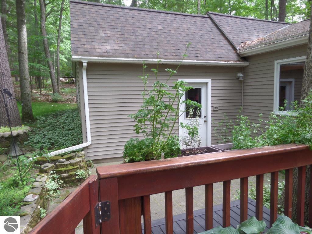 4176 Circle View Drive