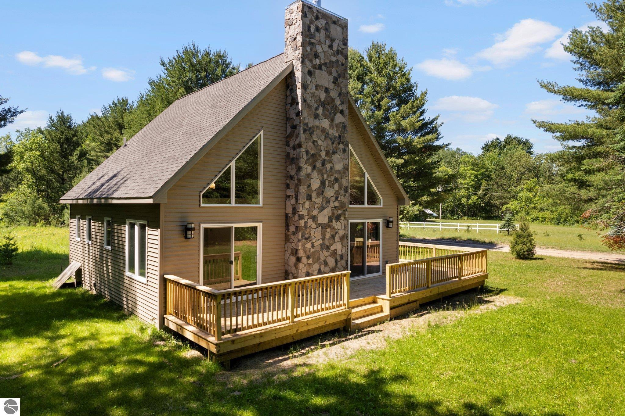6345 Wooden Bridge Road