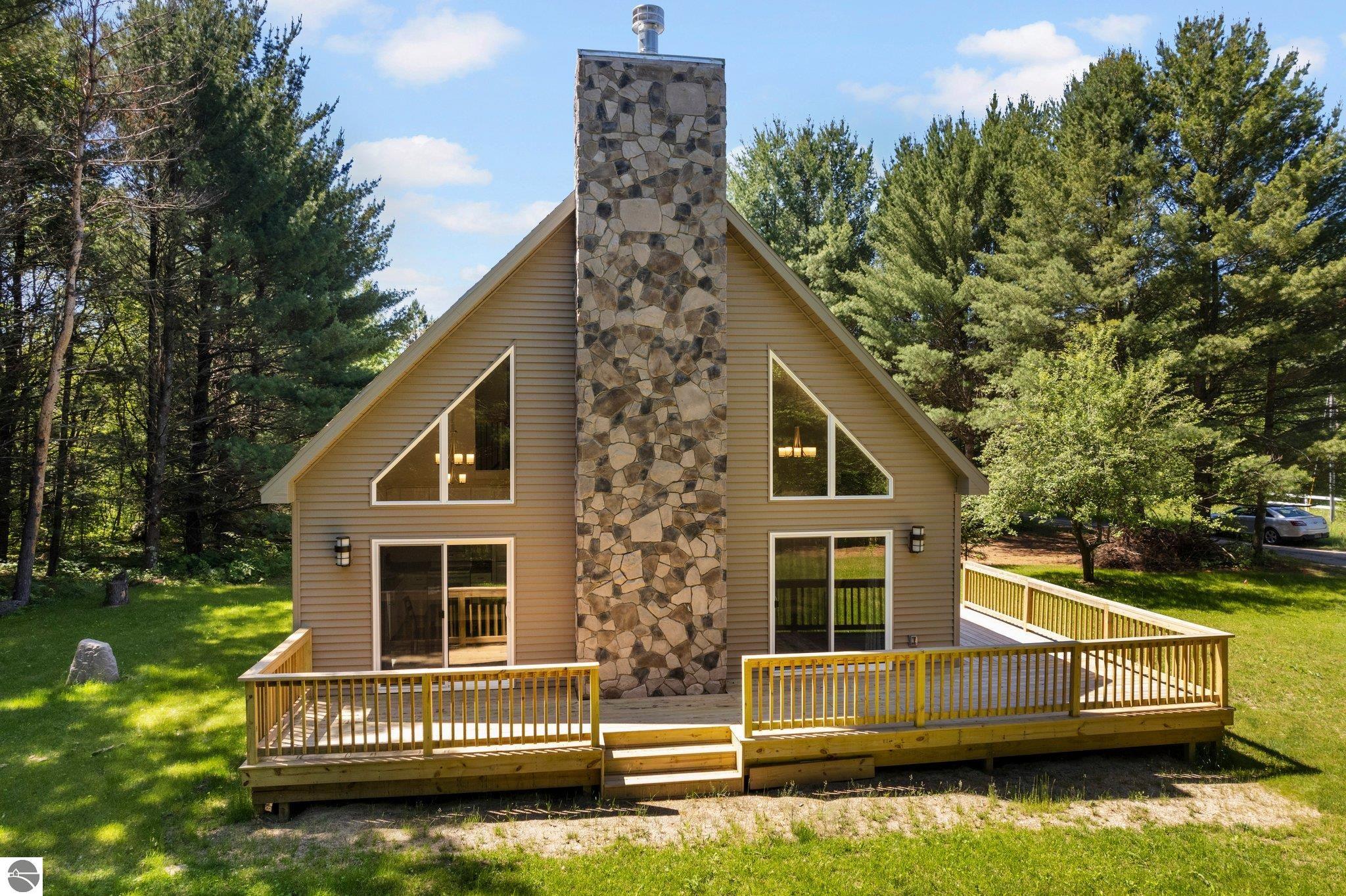 6345 Wooden Bridge Road