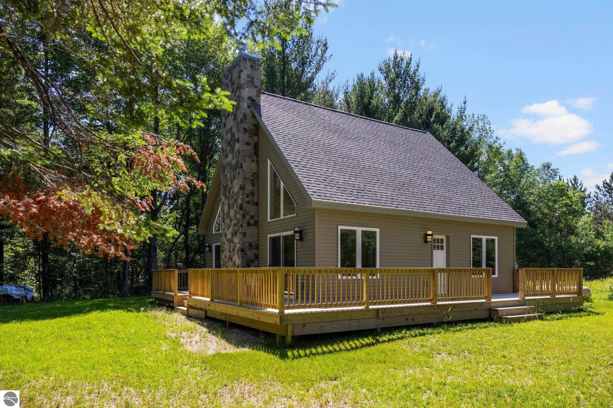 6345 Wooden Bridge Road