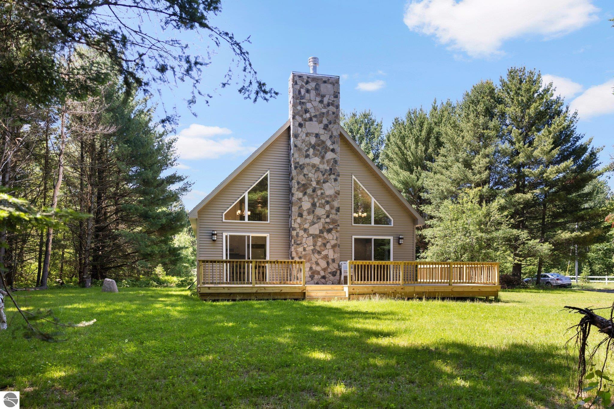 6345 Wooden Bridge Road