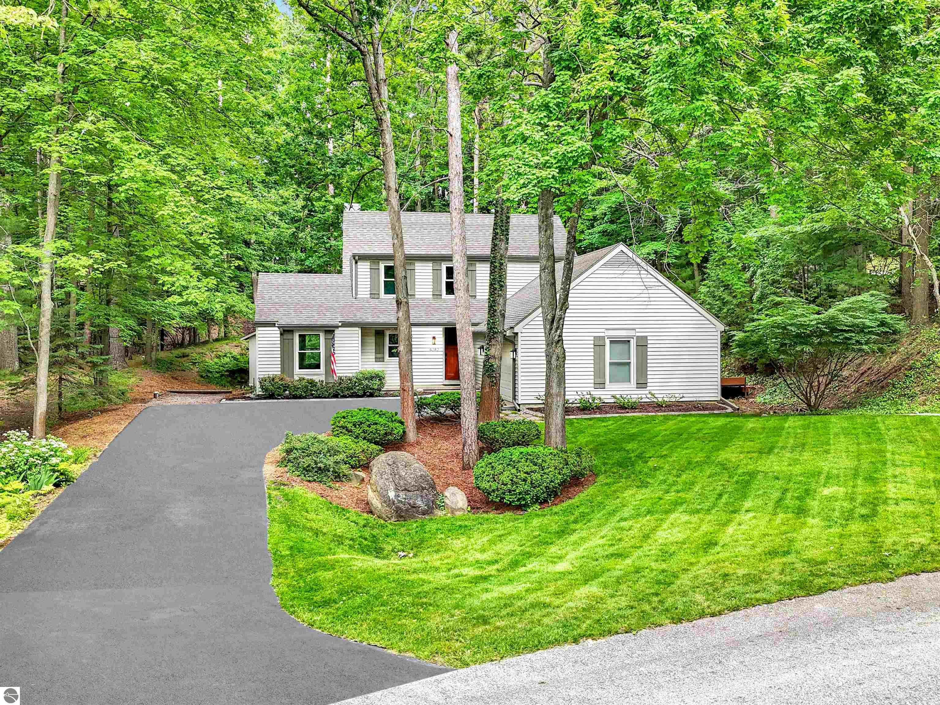 4282 W Timberwood Drive